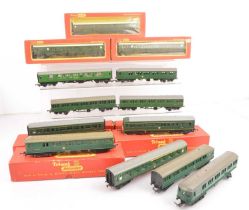 Tri-ang Diesel and Electric Multiple units and coaches 00 gauge (15),