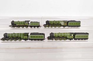 Hornby LNER apple green Express Steam Locomotives and tenders 00 gauge (4),