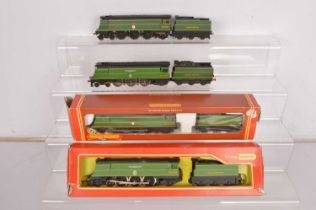 Hornby Southern malachite green Steam Locomotives and tenders 00 gauge (4),