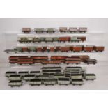 Hornby-Dublo 00 Gauge 3-Rail unboxed BR bogie and 4-wheel Goods Rolling Stock,