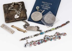 A collection of silver jewels,
