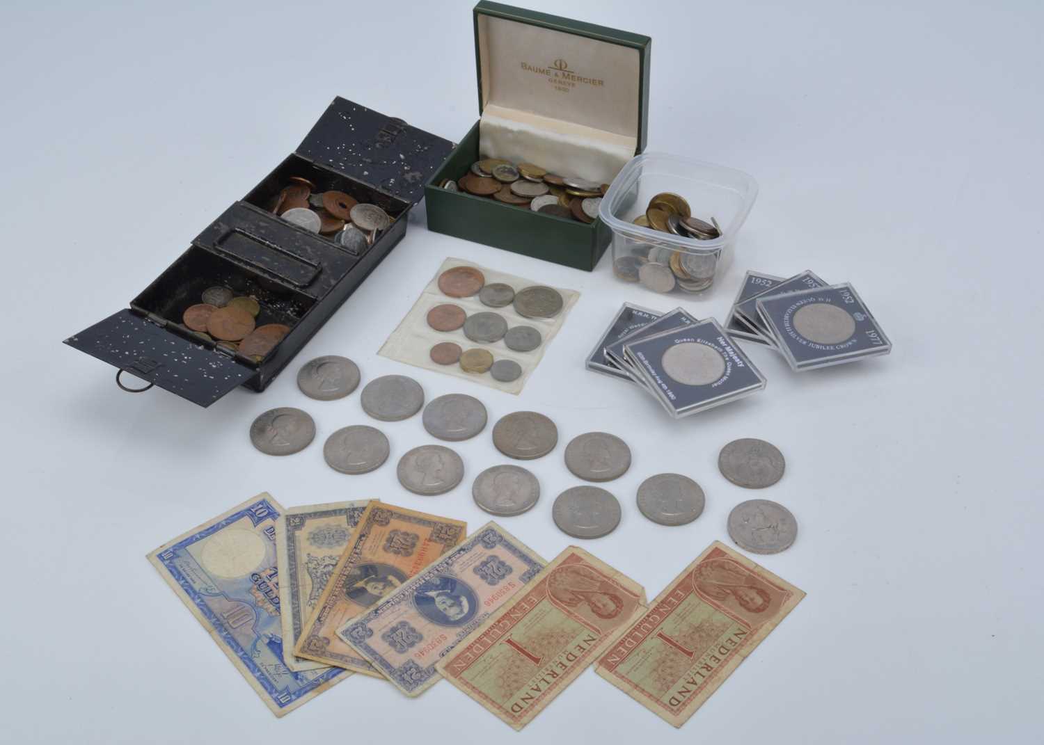 A small Collection of world Coinage,