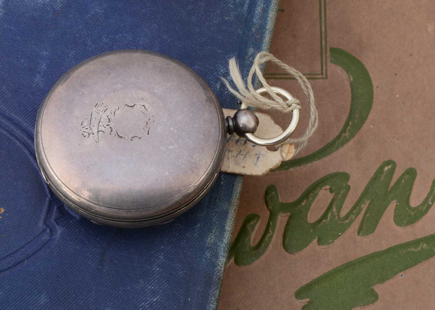 A Victorian silver open faced pocket watch, - Bild 2 aus 3