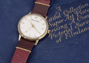 A c1960s Smiths Astral manual wind 9ct gold cased wristwatch,