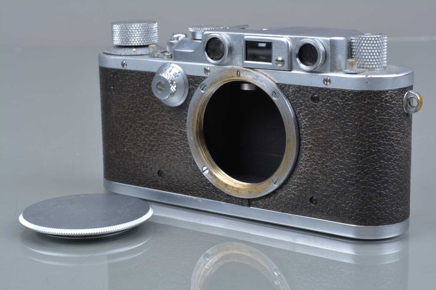 A Leitz Wetzlar Leica IIIb Model G Rangefinder Camera body,