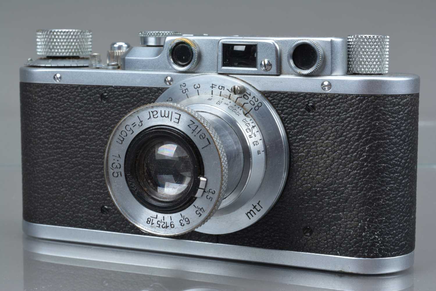 A Leitz Wetzlar Leica II Model D Rangefinder Camera, - Image 2 of 4