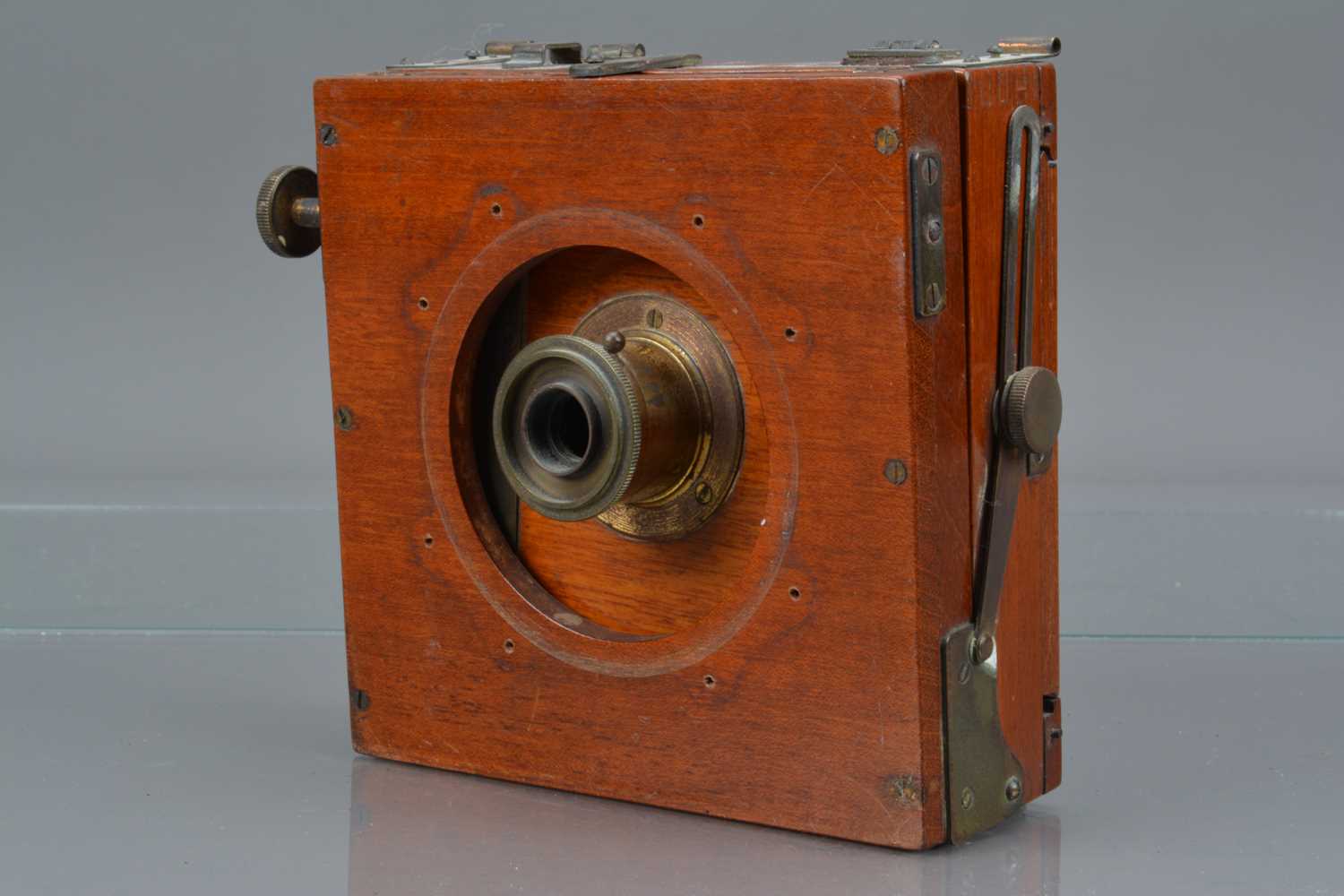 A Mahogany and Brass Quarter Plate Camera, - Image 3 of 3