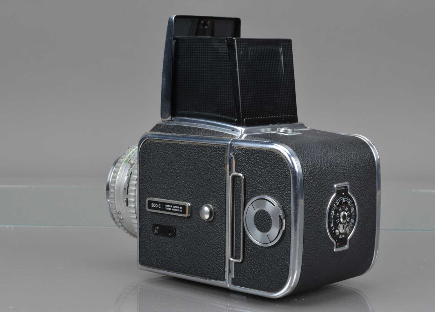 A Hasselblad 500C Camera, - Bild 2 aus 2