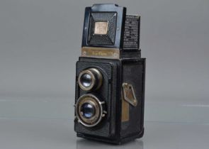 A Zeiss Ikon Ikoflex II TLR Camera,