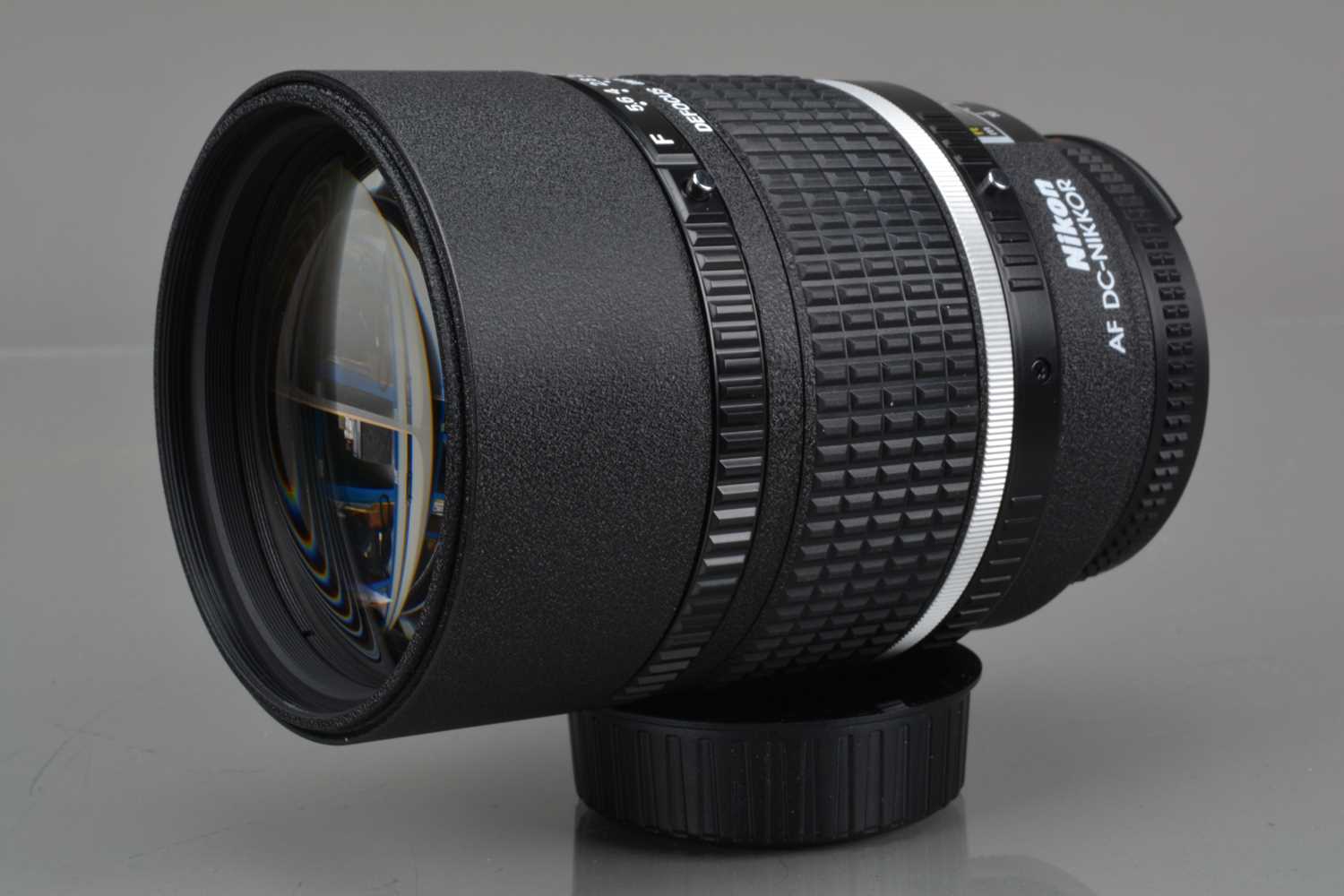 A Nikon AF DC-Nikkor 135mm f/2D Lens, - Image 2 of 3