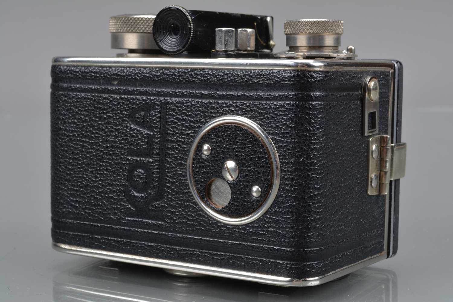 A Kolár Kola Box Camera, - Image 2 of 3