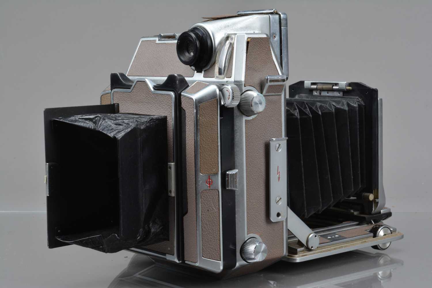 A Linhof Super Technika IV 6 x 9 Camera. - Image 3 of 5