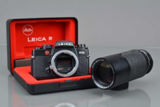 A Leitz Wetzlar Leica R5 SLR Camera,