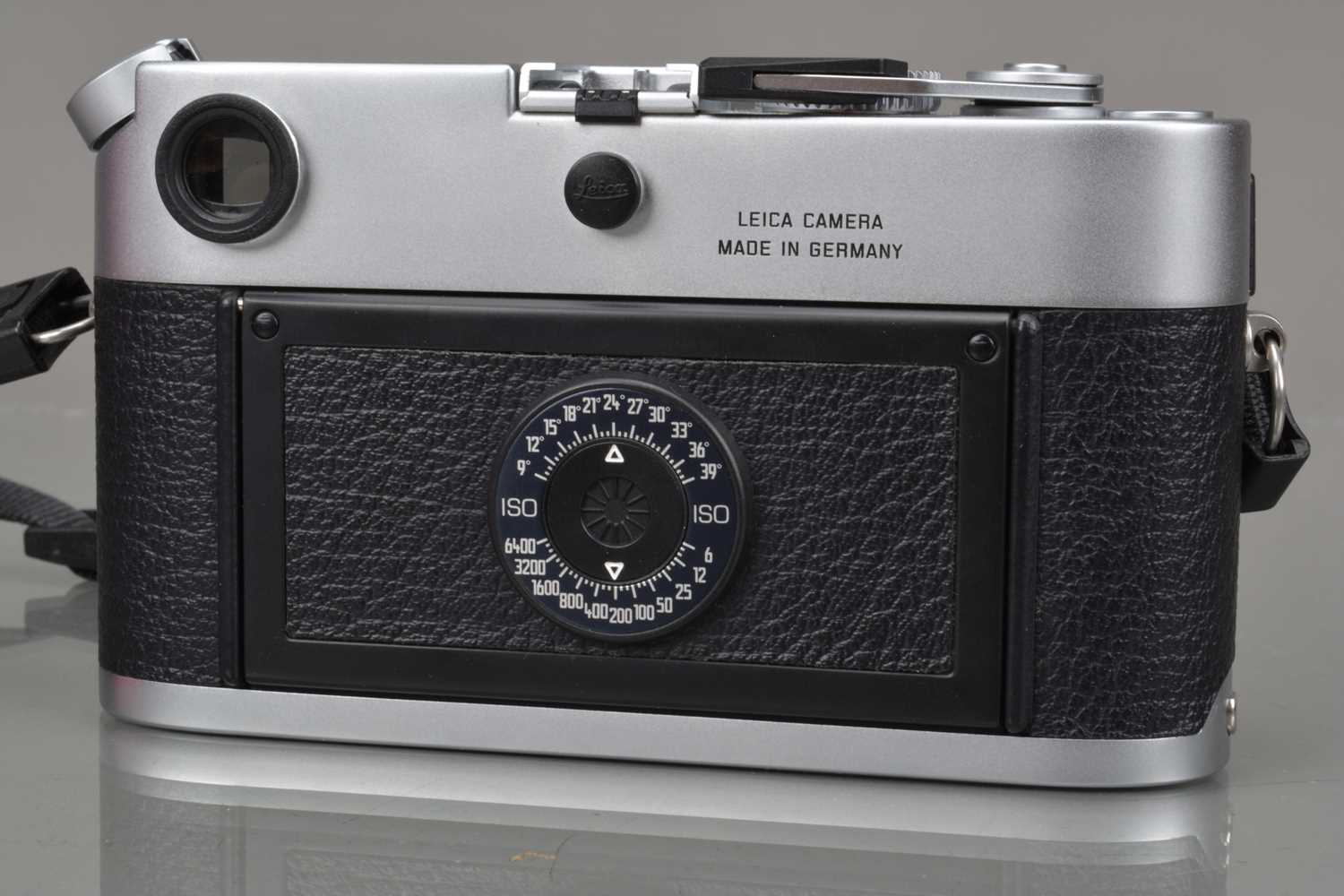 A Leica M6 TTL 0.72 Rangefinder Camera, - Image 2 of 3