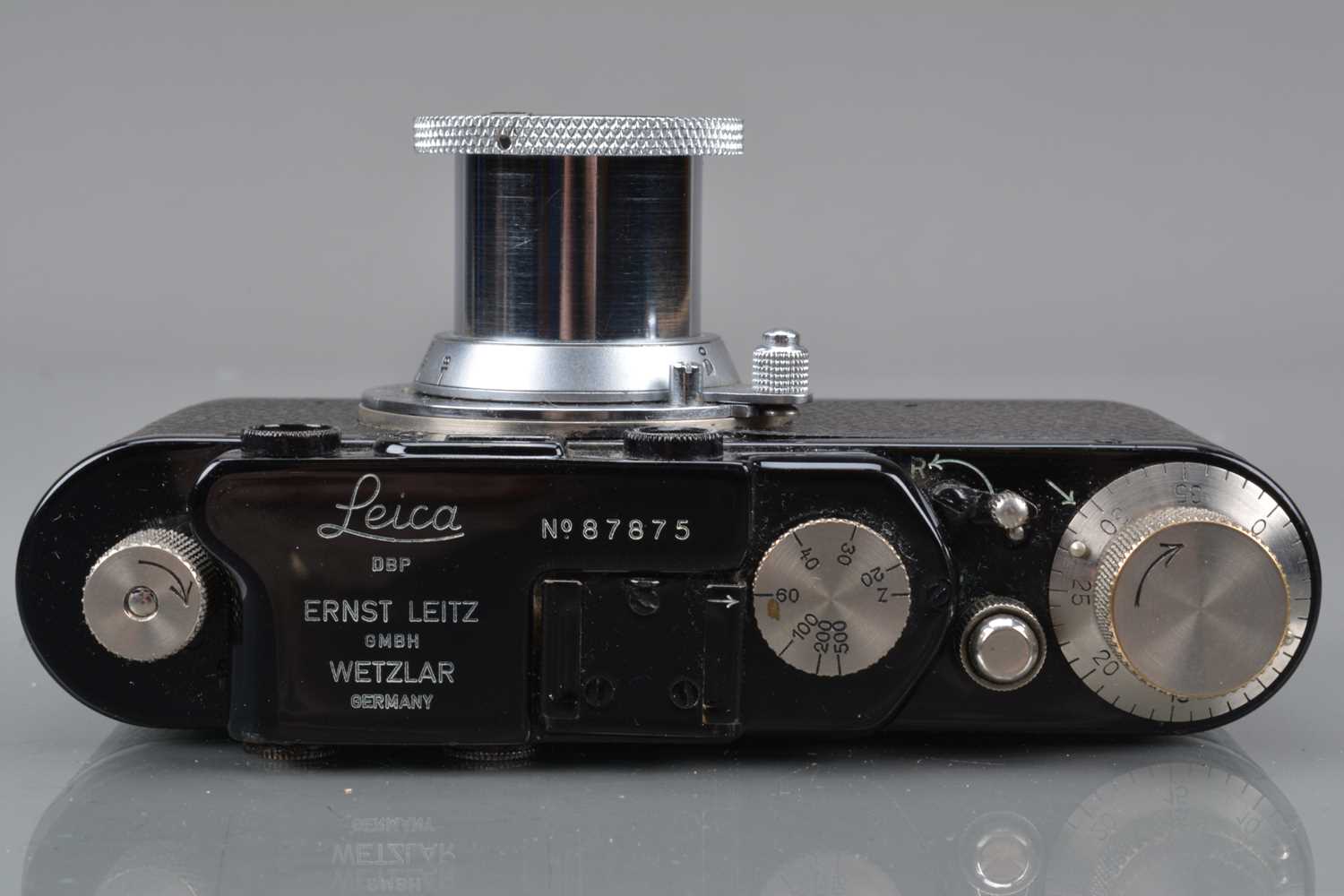 A Leitz Wetzlar Leica II Model D Rangefinder Camera, - Image 3 of 3