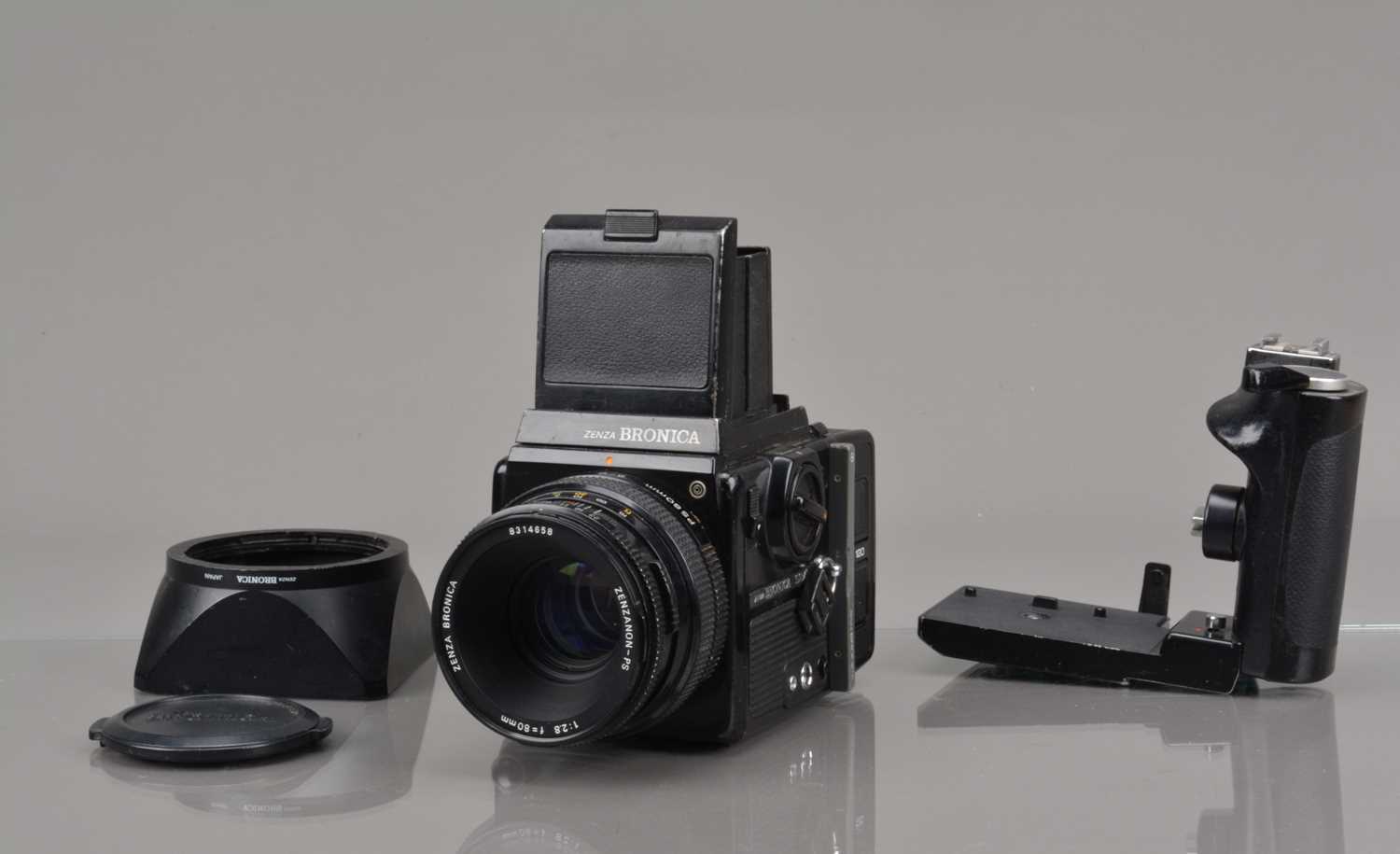 A Zenza Bronica SQ-Ai Camera, - Image 3 of 3