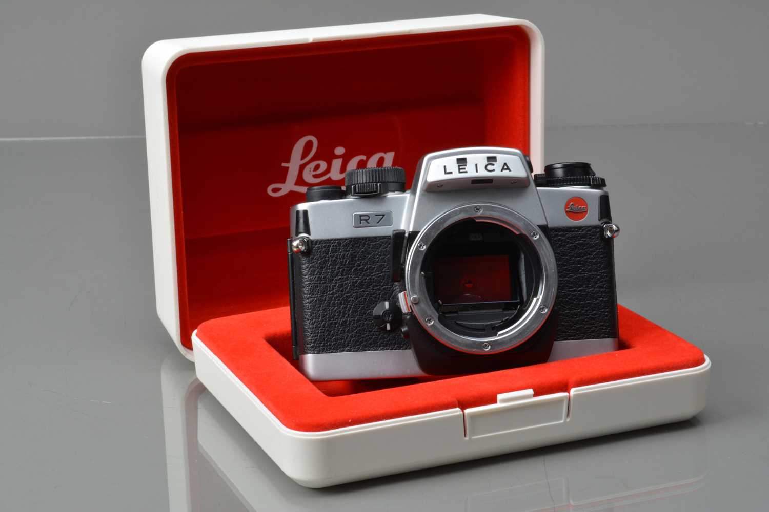 A Leica R7 SLR Camera Body, - Image 4 of 4