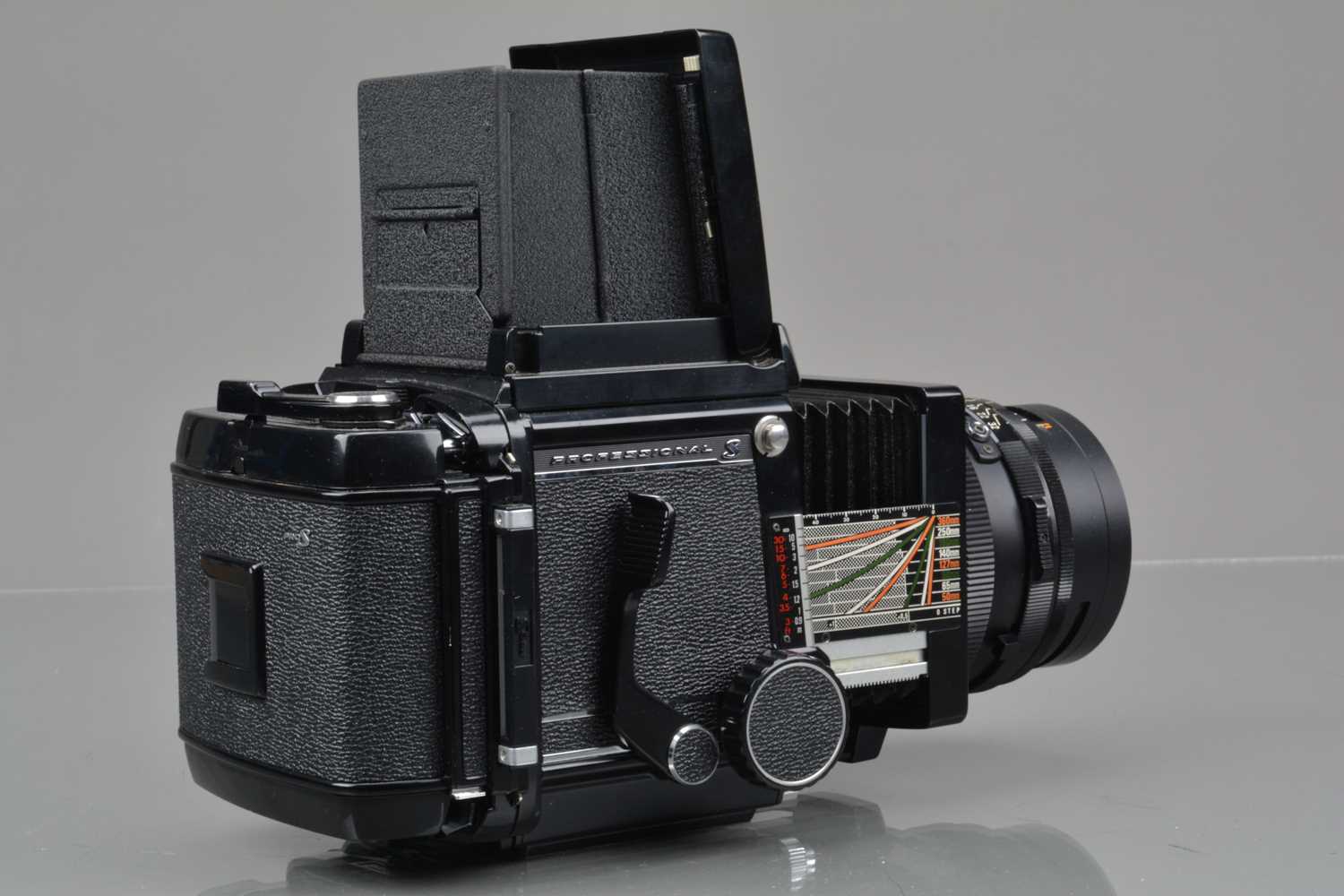 A Mamiya RB67 Pro S Camera, - Image 2 of 5