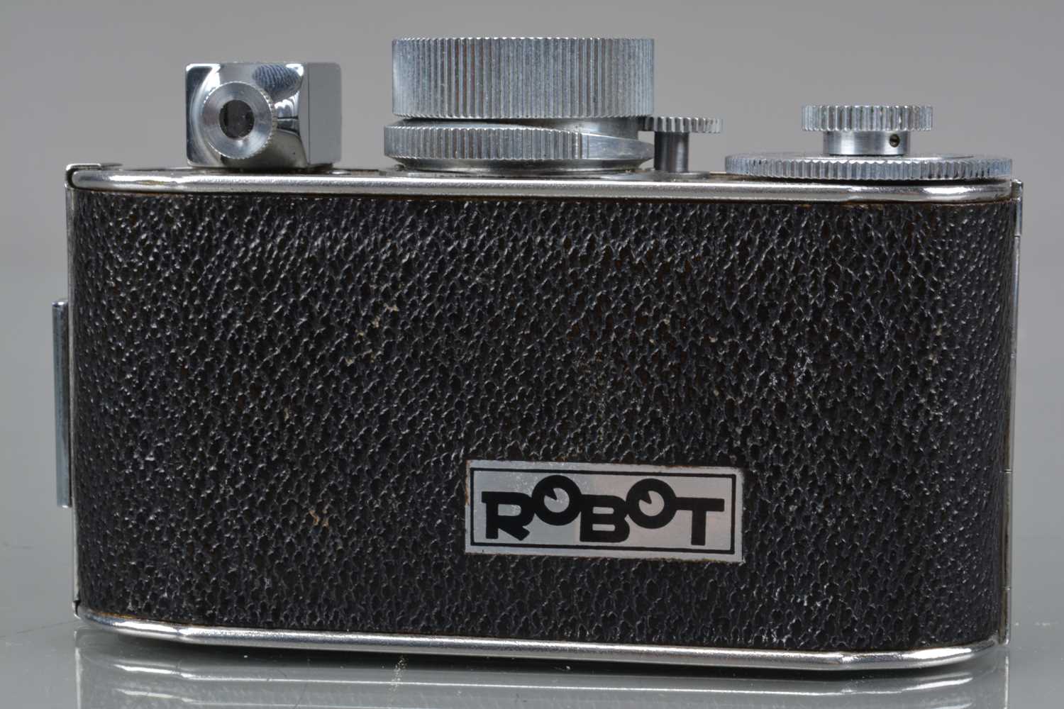 A Robot I Camera, - Image 2 of 3