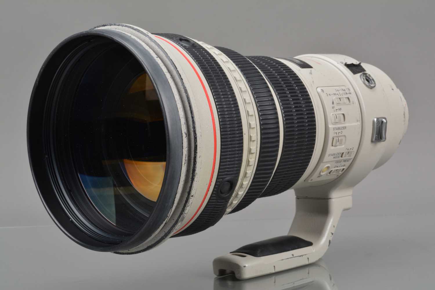 A Canon EF 400mm f/2.8 L IS USM Lens, - Image 2 of 3