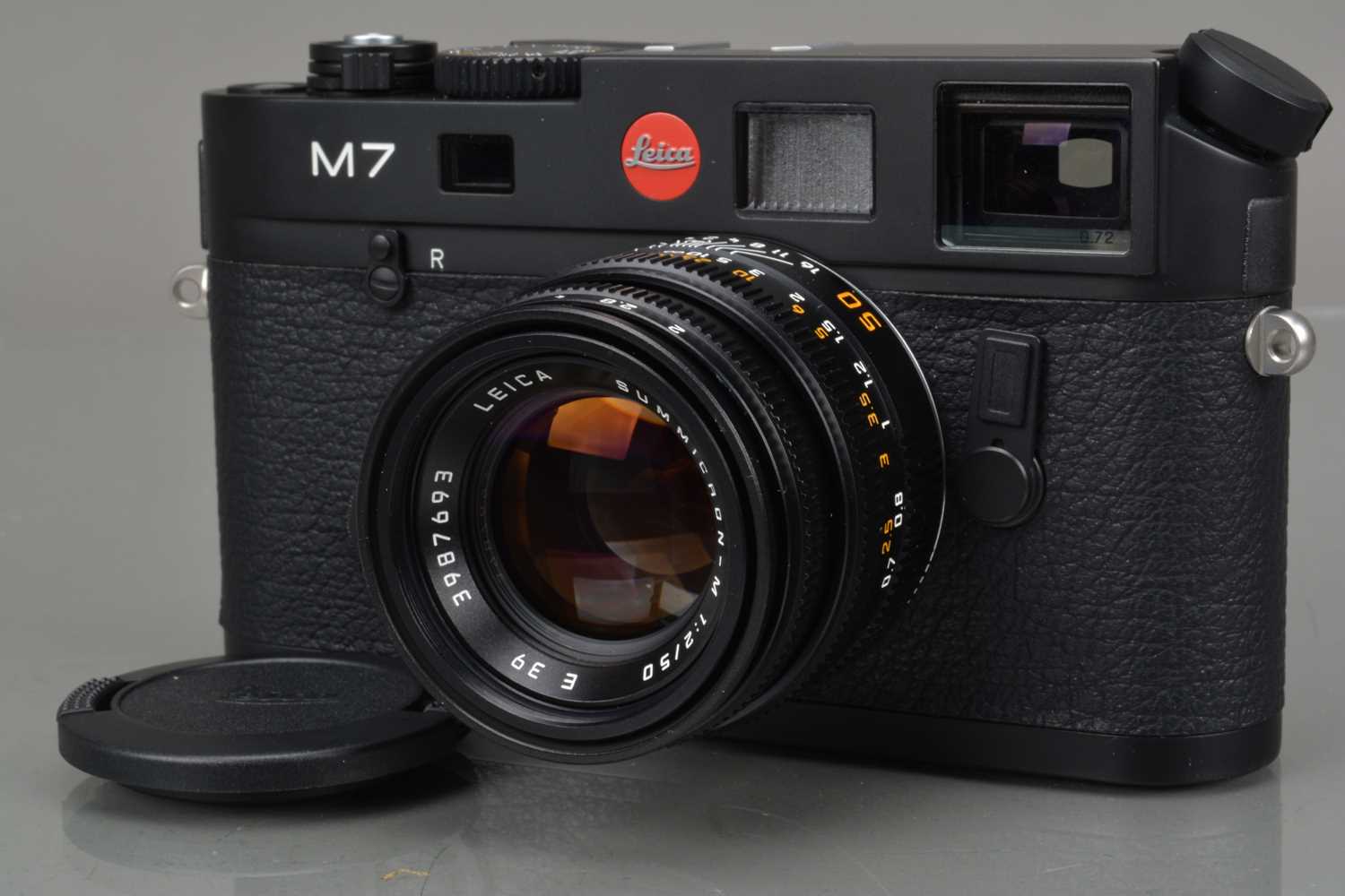 A Leica M7 Set 0.72 10 546 Rangefinder Camera,