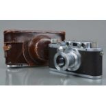 A Leitz Wetzlar Leica IIIa Model G Rangefinder camera,