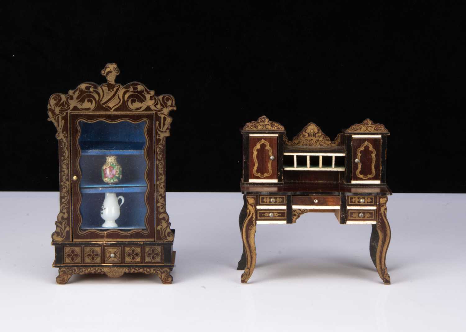 Two Waltershausen-type gilt-transfer dolls’ house furniture,