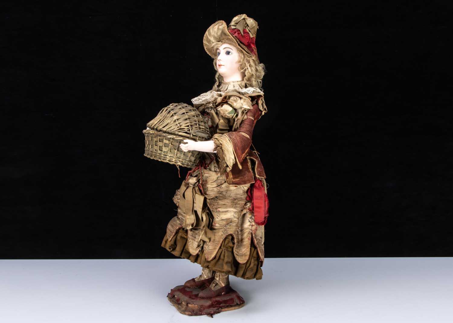 A rare Jean Roullet ‘Le Berger Watteau’ shepherdess with lamb automaton 1880s, - Image 4 of 7