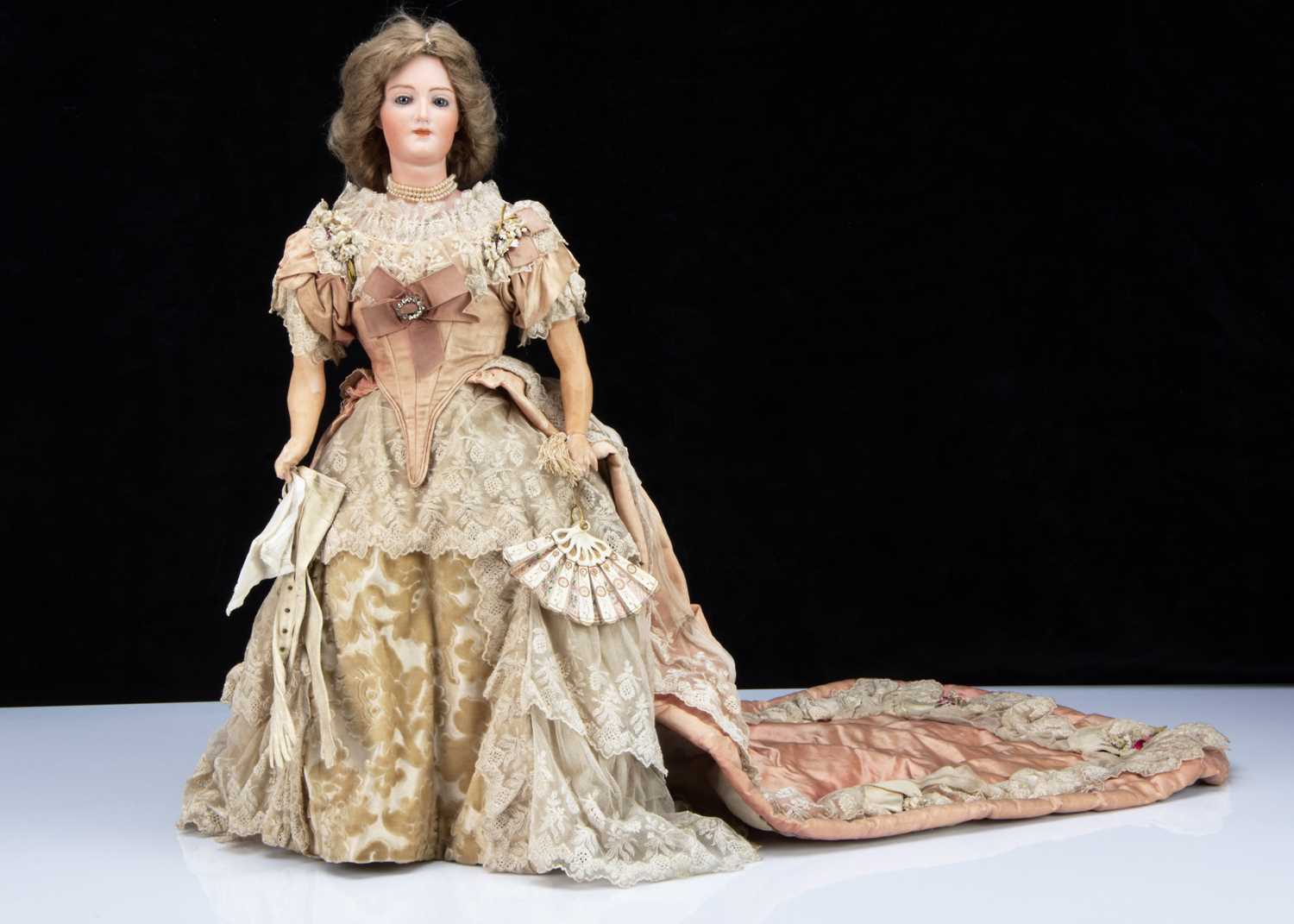 A fine Gebruder Heubach 7926 shoulder-head lady doll in late 19th century court dress,