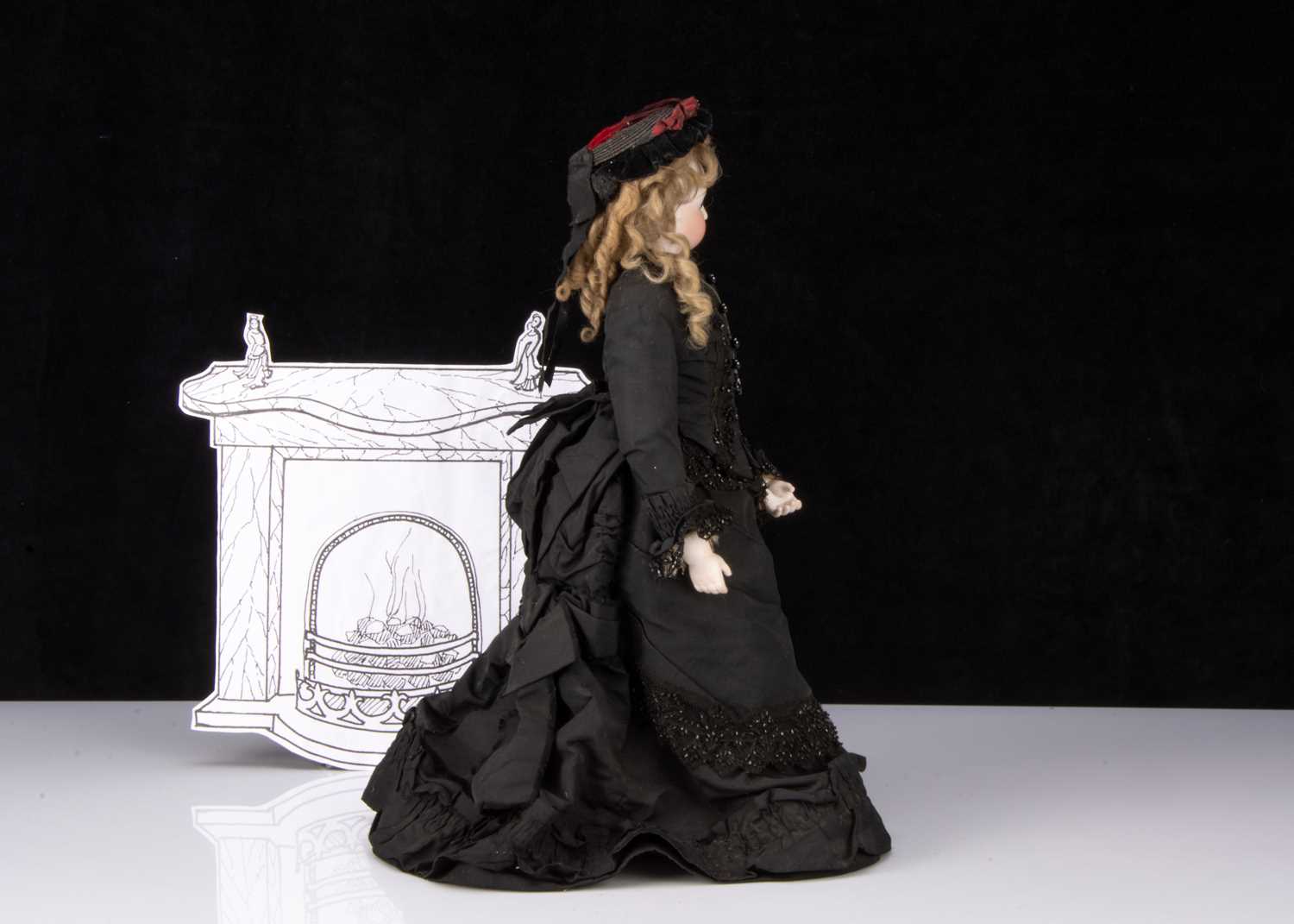 A Jumeau bisque swivel head fashionable doll in mourning dress, - Image 3 of 5