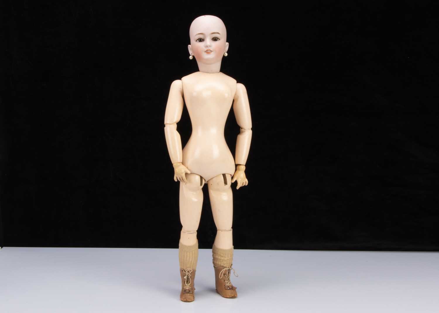 A Simon & Halbig 1159 for Jumeau lady doll,