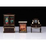 Three Waltershausen-type dolls’ house furniture,