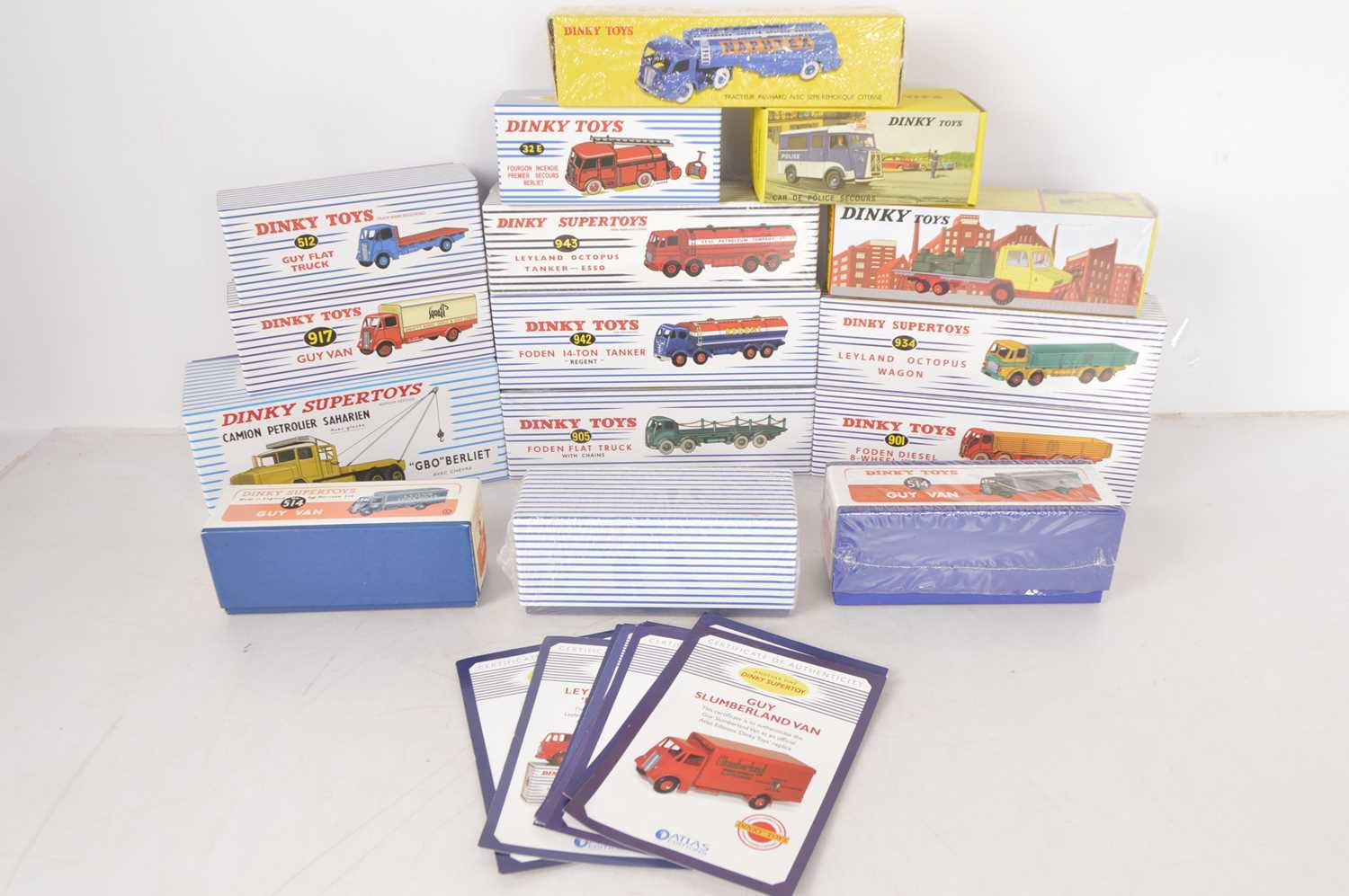 Atlas Editions Dinky Commercial and Emergency Vehicles (15),