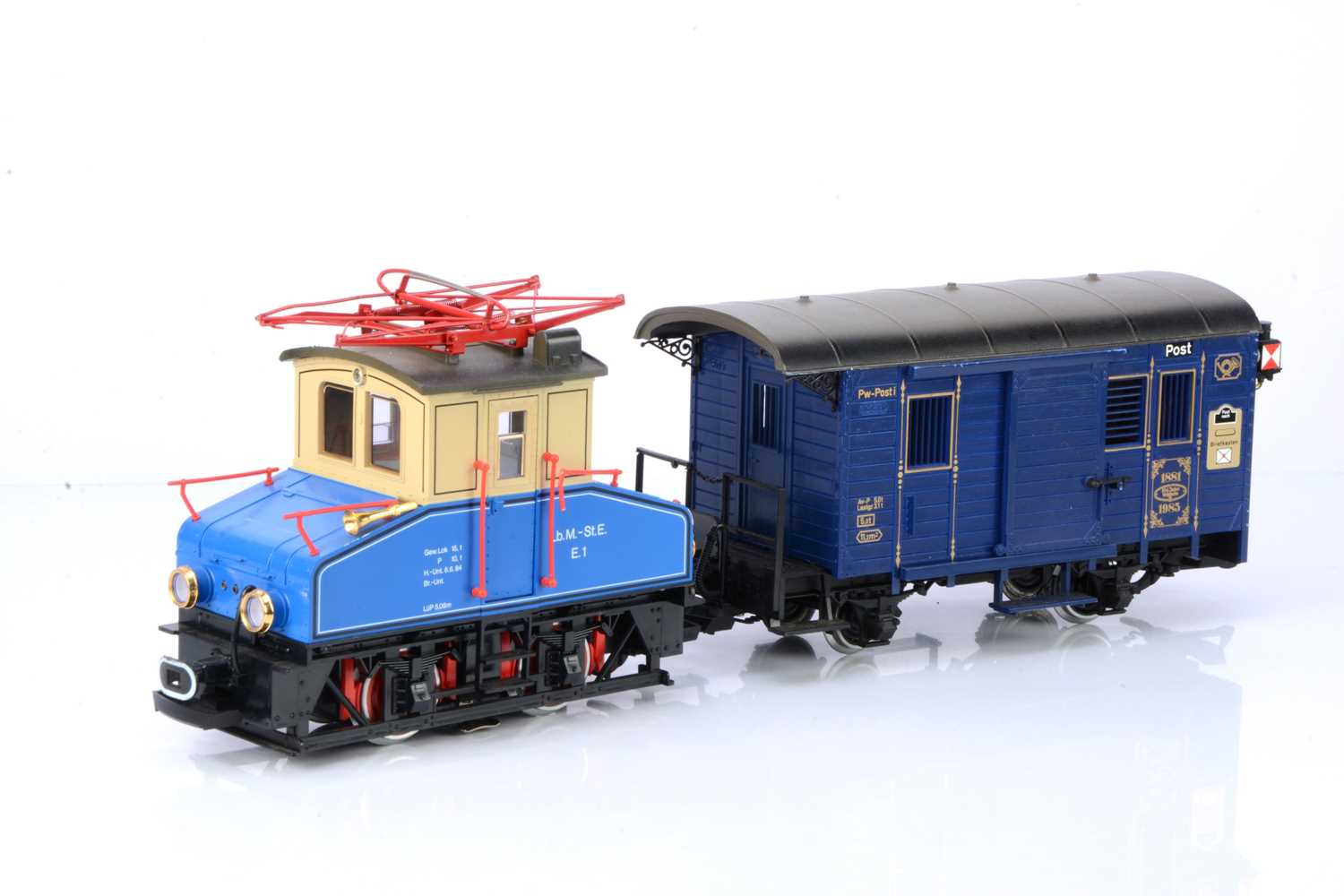 LGB G scale (gauge 1) steeple-cab Electric Locomotive and Coach (2),