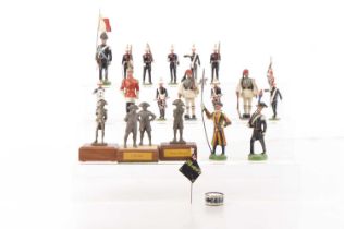 Small collection of Metal and Plastic soldiers (19),