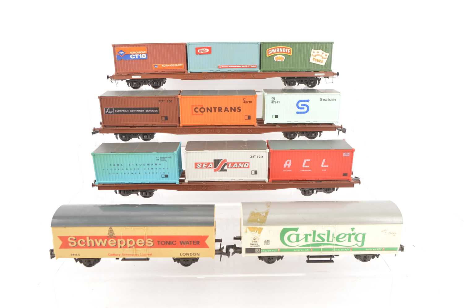 Lima 0 Gauge Freightliner wagons and Vans,