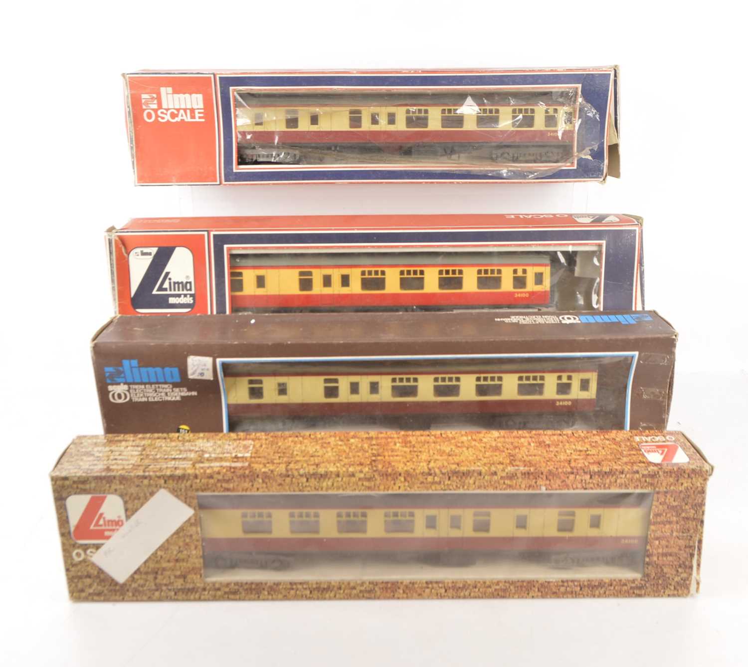 Lima 0 Gauge BR blood and custard Brake/2nd Corridor Coaches (4),