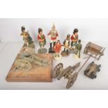 Loose Military figures guns and howitzers (11),