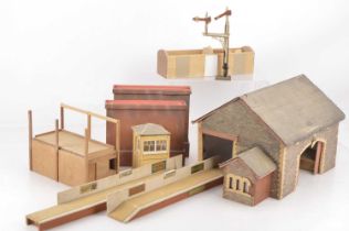 Home-made or kit-built Scenic Accessories for 0 Gauge or larger,