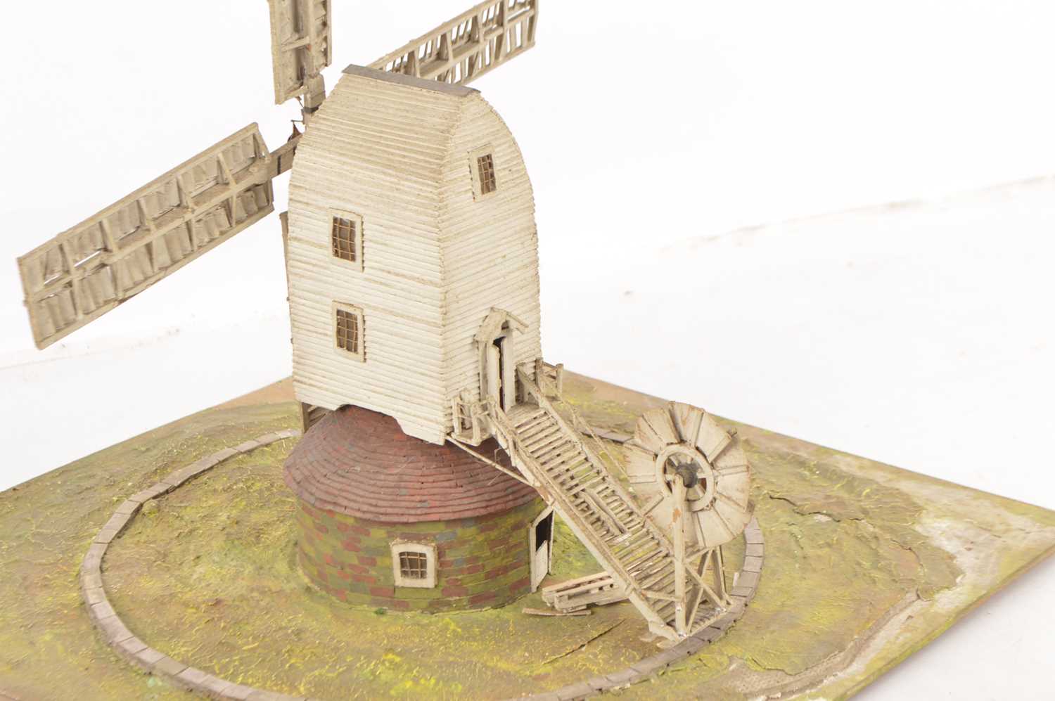 Airfix Battle of Waterloo 00 Gauge Farmhouse Diorama and a Windmill Diorama, - Image 3 of 3