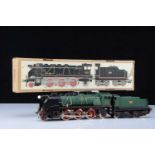 1980's boxed Paya 0 Gauge green Continental style 2-6-2 Locomotive and bogie Tender,