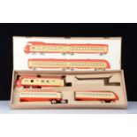 1980's boxed Paya 0 Gauge 1000 3-Car red and yellow Streamliner Set,