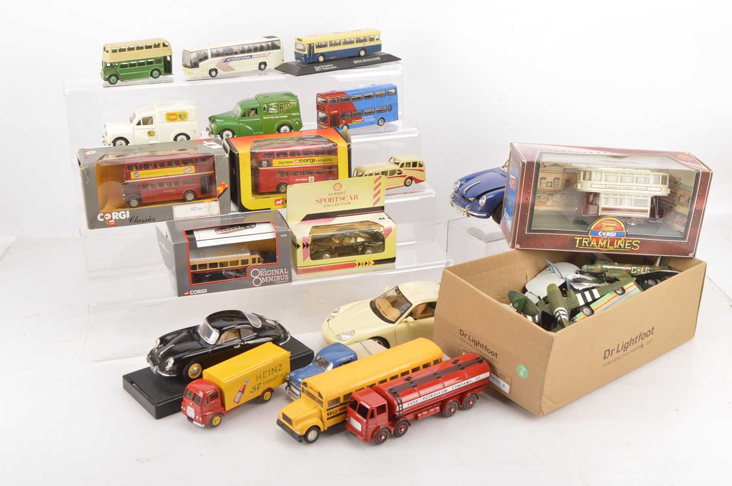 Modern Diecast Vehicles (20+)