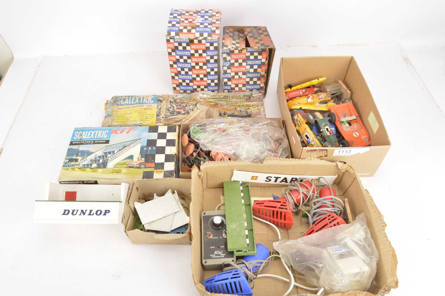Large quantity of mainly vintage Scalextric spares and items for repair including Cars Accessories - Image 2 of 2