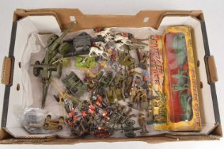 Britains Elastolin and other Metal and Plastic Soldiers and Artillery (qty),