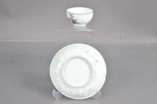 A small 18th Century Meissen botanical woodcut Holzschnitt blumen tea bowl,