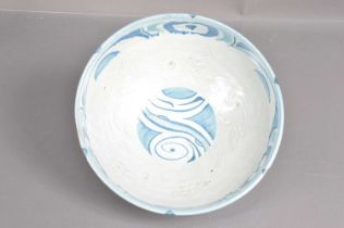 An Aldermaston Pottery bowl by Andrew Hazelden