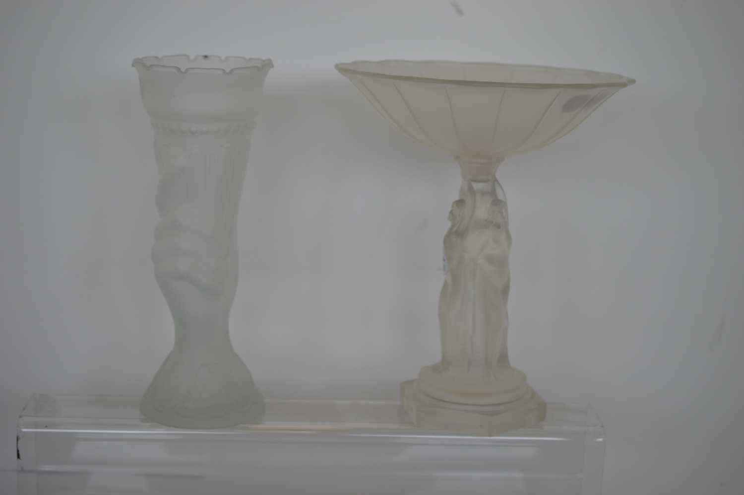 An Art Deco style frosted glass compote or tazza together with a frosted glass vase, - Image 5 of 5