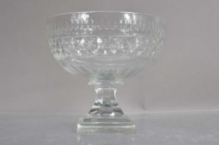 A good 19th Century lead crystal centrepiece bowl,