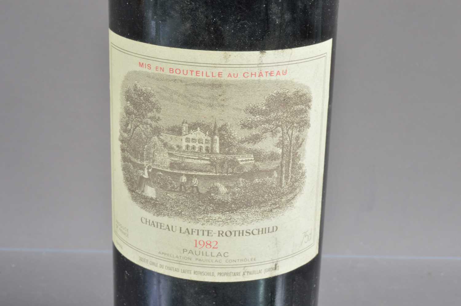 One bottle of Chateau Lafite Rothschild 1982, - Image 2 of 4